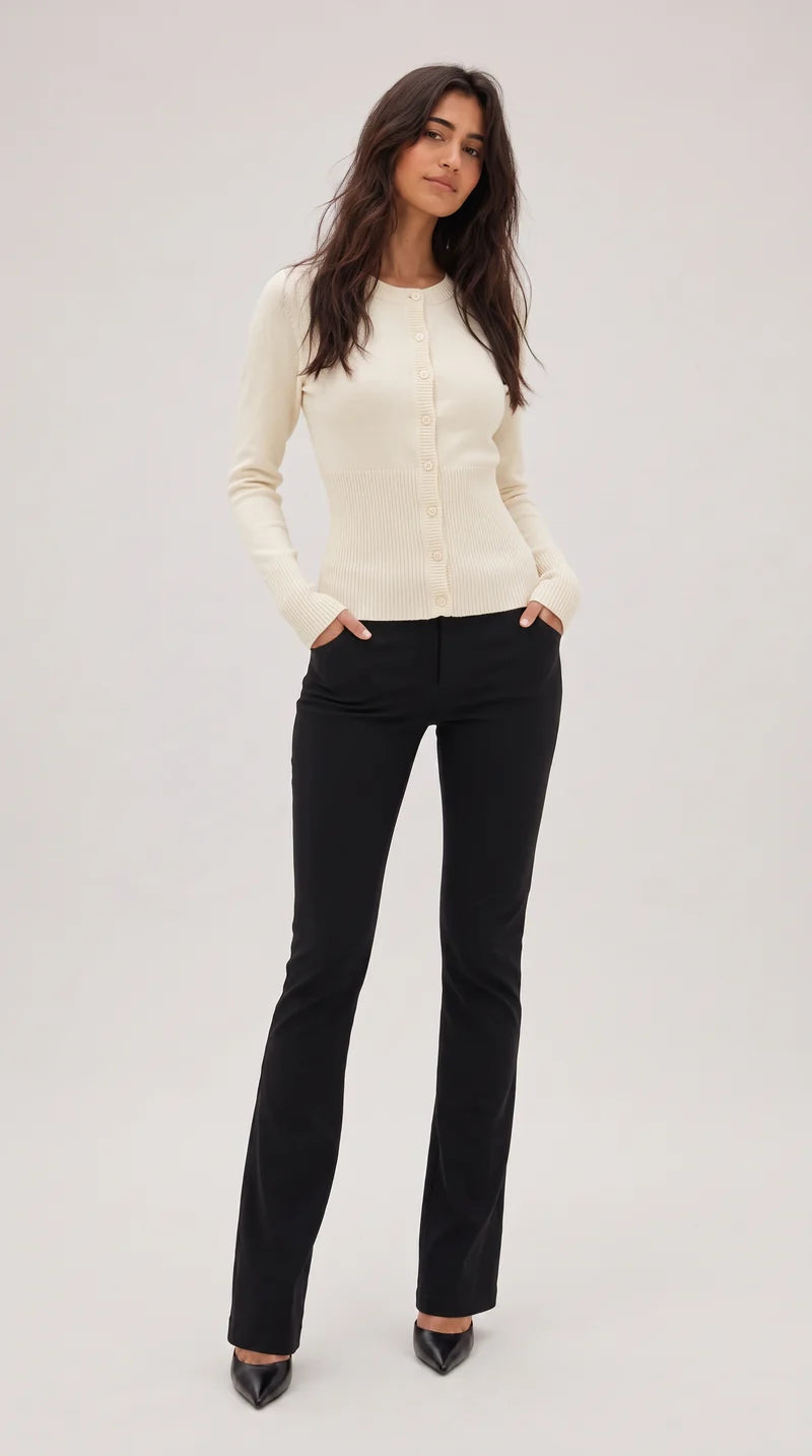 CROPPED STRICKJACKE